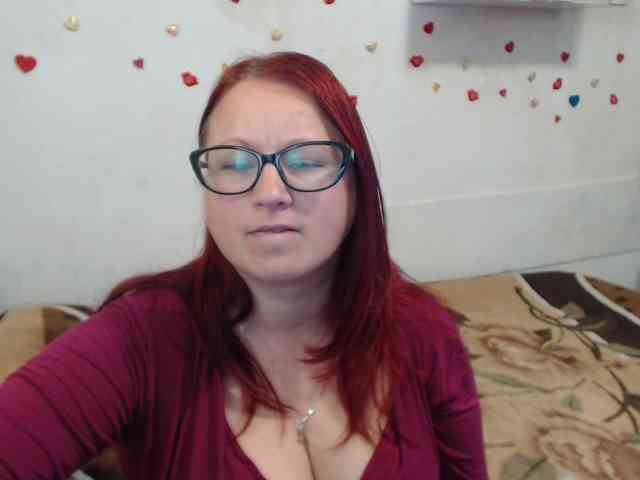 Lilia4joy webcam