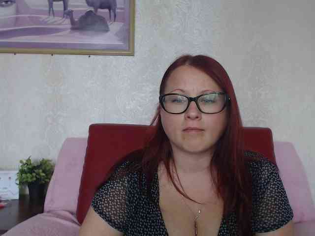 Lilia4joy webcam