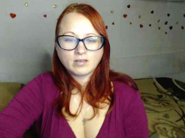 Lilia4joy webcam