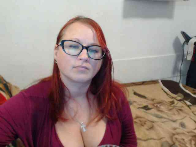 Lilia4joy webcam