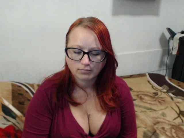 Lilia4joy webcam