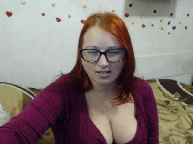 Lilia4joy webcam