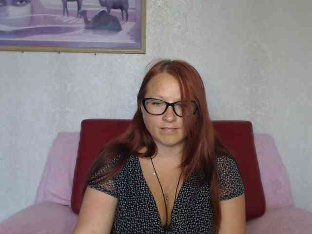 Lilia4joy webcam