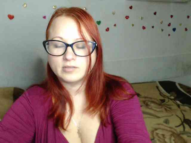Lilia4joy webcam