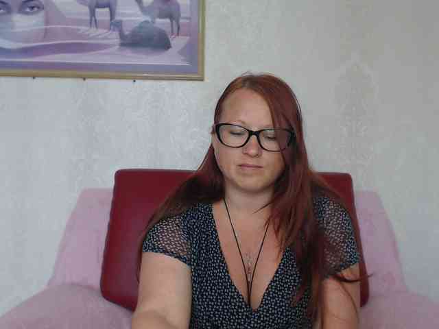 Lilia4joy webcam