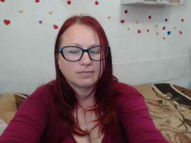 Lilia4joy webcam