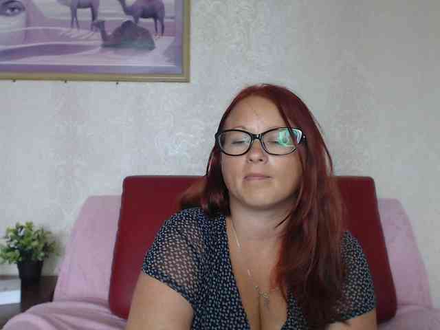 Lilia4joy webcam