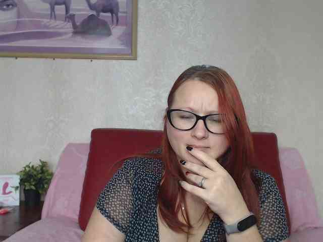 Lilia4joy webcam