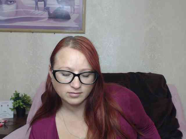 Lilia4joy webcam