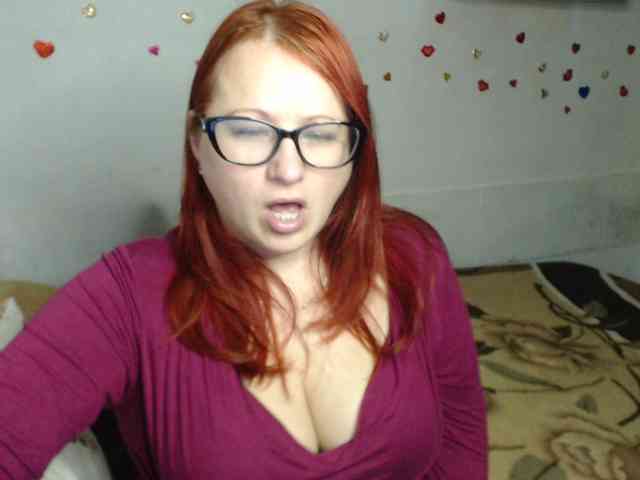 Lilia4joy webcam