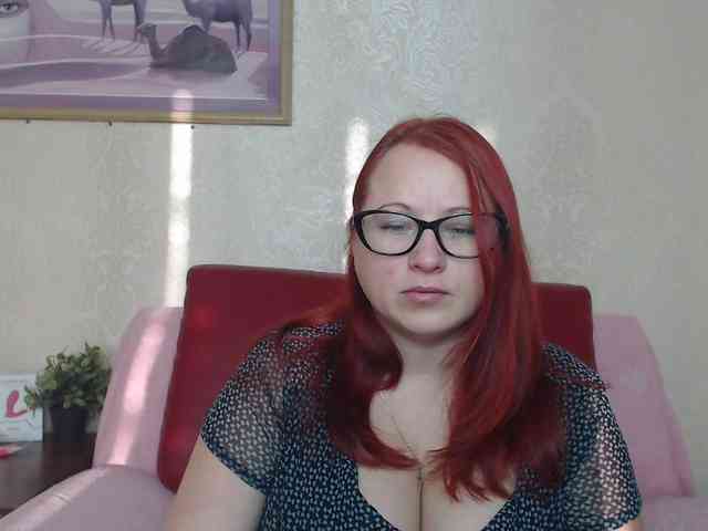 Lilia4joy webcam