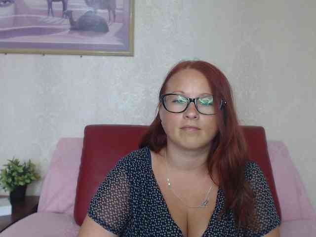 Lilia4joy webcam