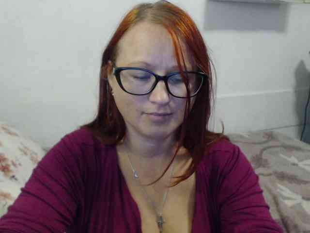 Lilia4joy webcam