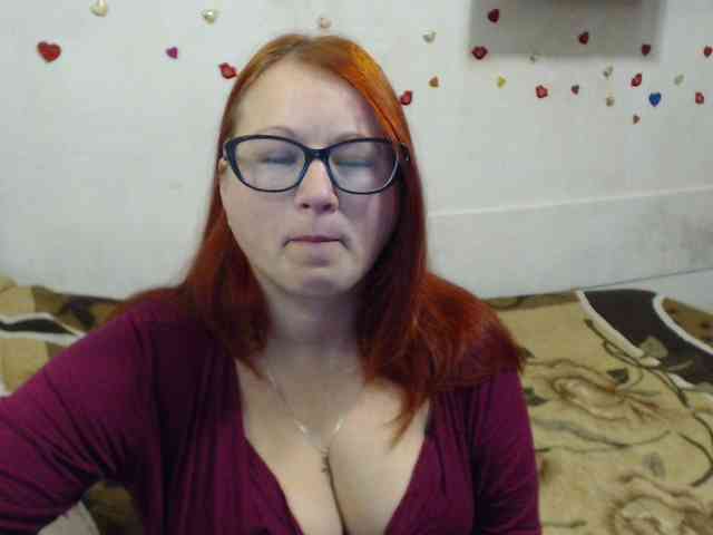 Lilia4joy webcam