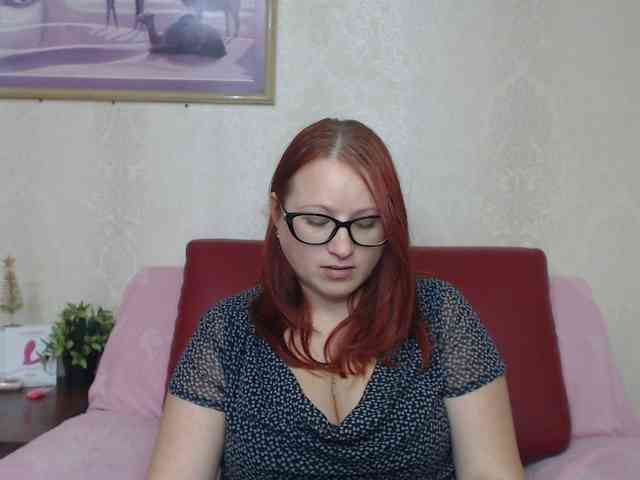Lilia4joy webcam