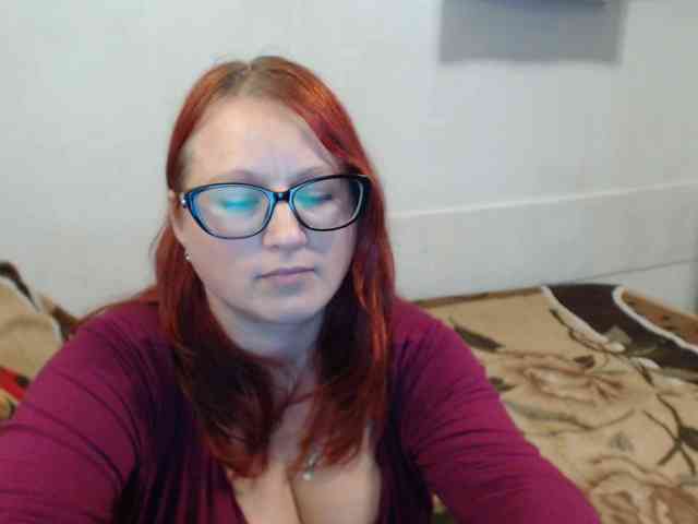 Lilia4joy webcam