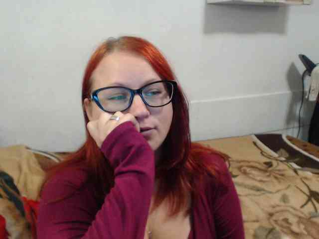 Lilia4joy webcam