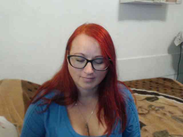 Lilia4joy webcam
