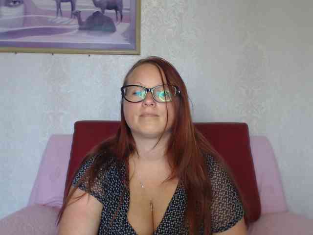 Lilia4joy webcam