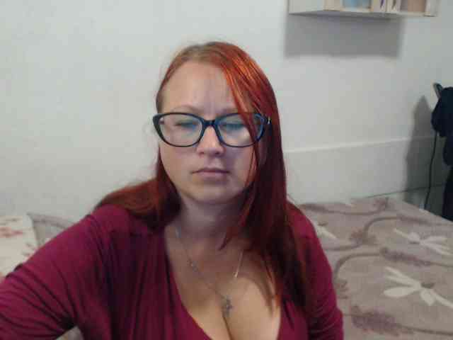 Lilia4joy webcam