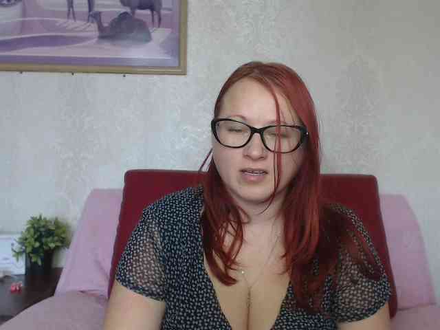 Lilia4joy webcam