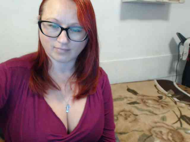 Lilia4joy webcam