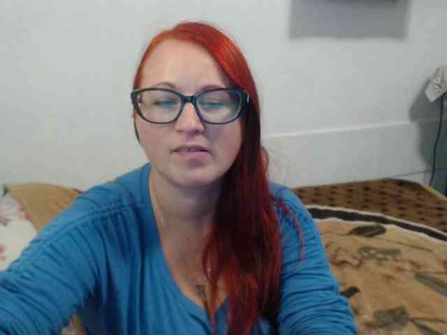 Lilia4joy webcam
