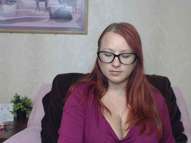 Lilia4joy webcam