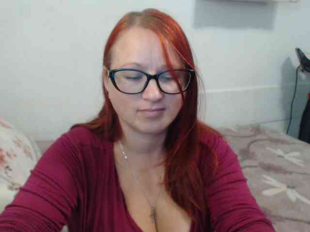 Lilia4joy webcam
