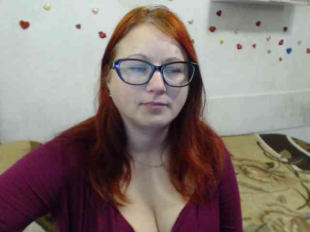 Lilia4joy webcam