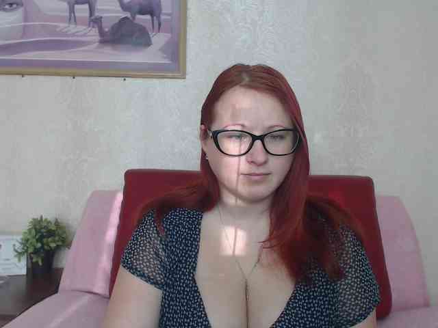 Lilia4joy Live Webcam on BongaCams