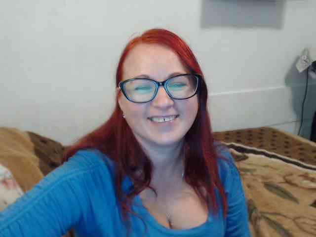Lilia4joy webcam