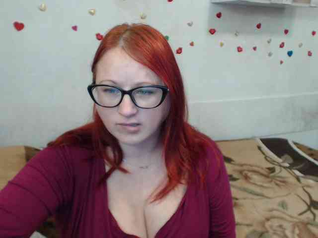 Lilia4joy webcam