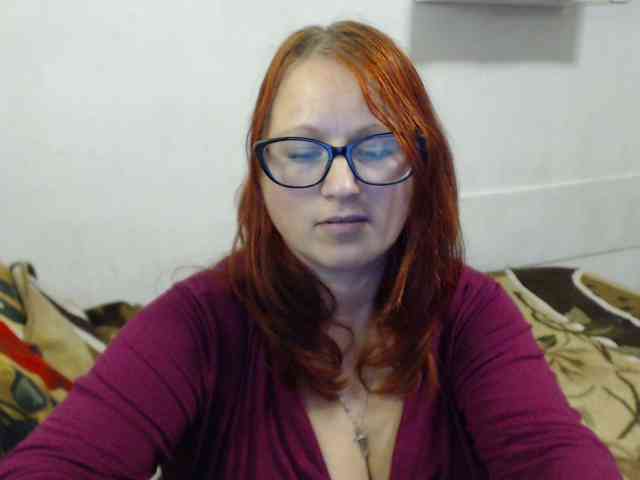Lilia4joy webcam