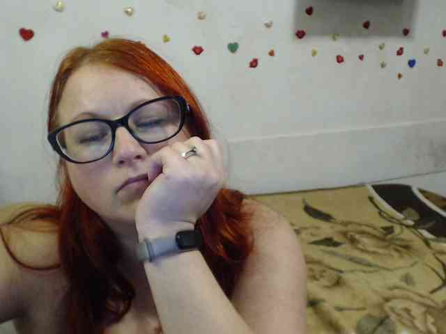 Lilia4joy webcam