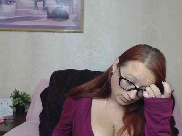 Lilia4joy webcam