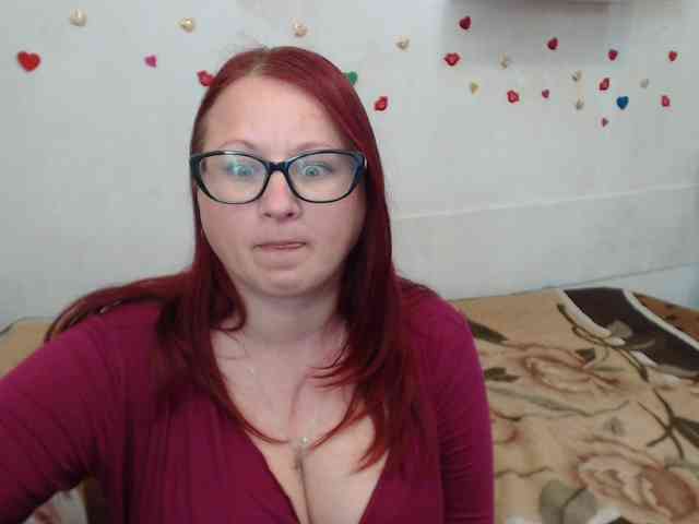 Lilia4joy webcam