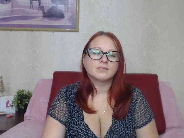 Lilia4joy webcam