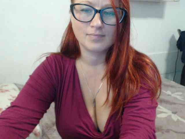 Lilia4joy webcam