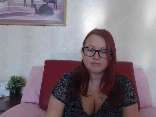 Lilia4joy webcam