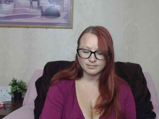 Lilia4joy webcam