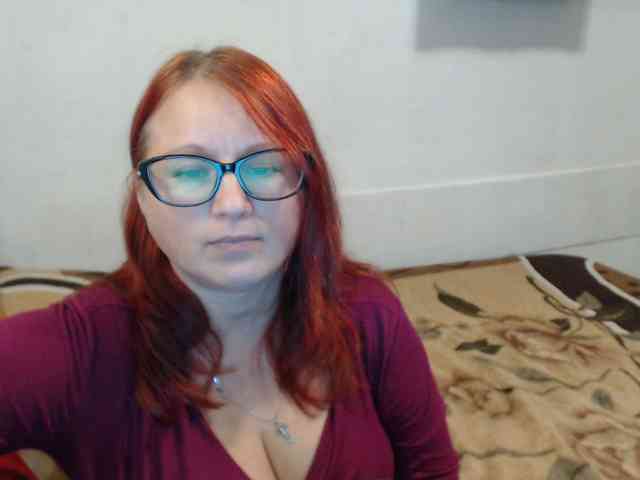 Lilia4joy webcam
