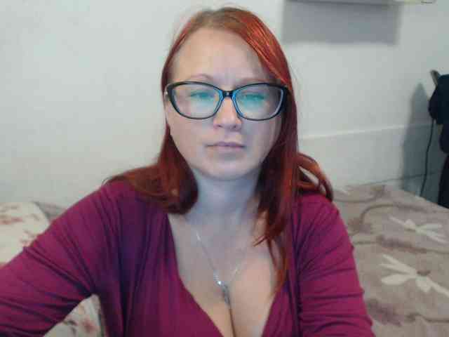 Lilia4joy webcam