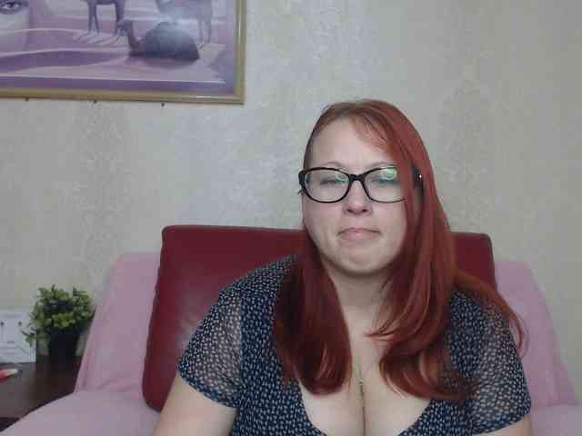 Lilia4joy webcam