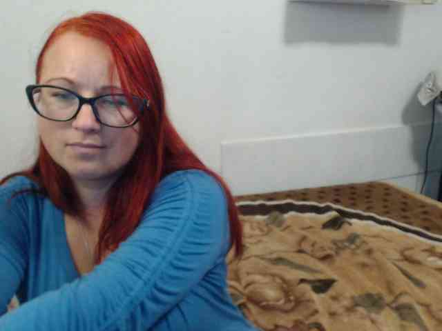 Lilia4joy webcam