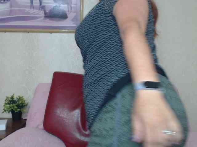 Lilia4joy webcam