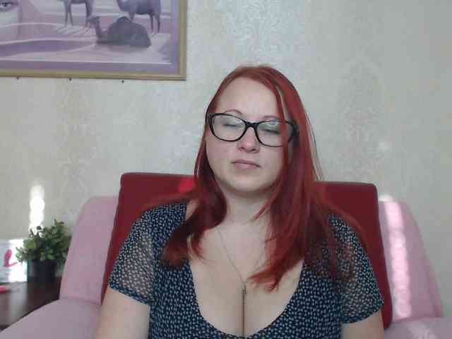 Lilia4joy webcam