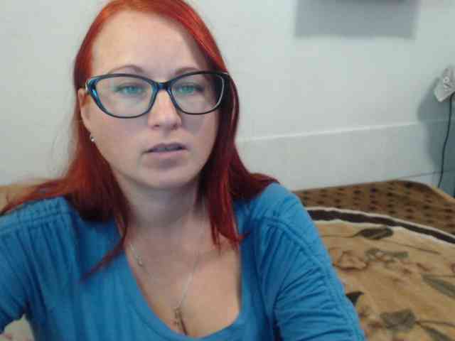 Lilia4joy webcam