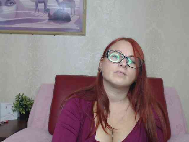 Lilia4joy webcam