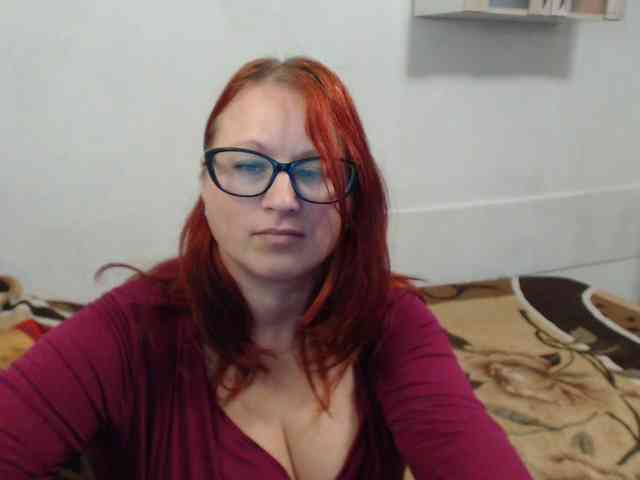 Lilia4joy webcam